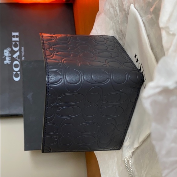 Coach wallet - Picture 2 of 4